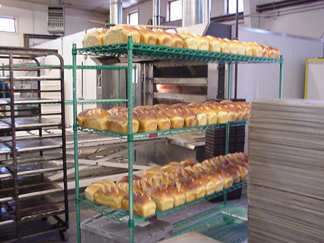 Black Dog provides bread, pastries, pies, etc. for Vineyard stores, restaurants, and lodging establishments.  It also made us a very good lunch